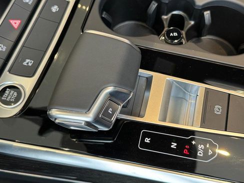 New 2026 Audi Q7 2.0T Premium image 13