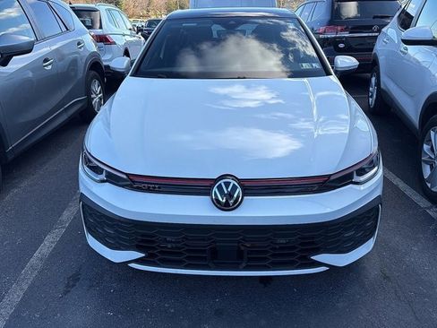 Used 2025 Volkswagen GTI SE image 2
