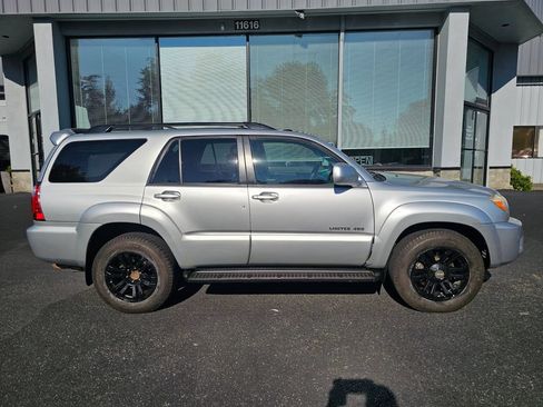 Used 2008 Toyota 4Runner Limited AWD/4WD image 8