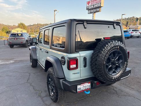 Used 2023 Jeep Wrangler Unlimited w/ 8.4" Radio Group AWD/4WD image 11