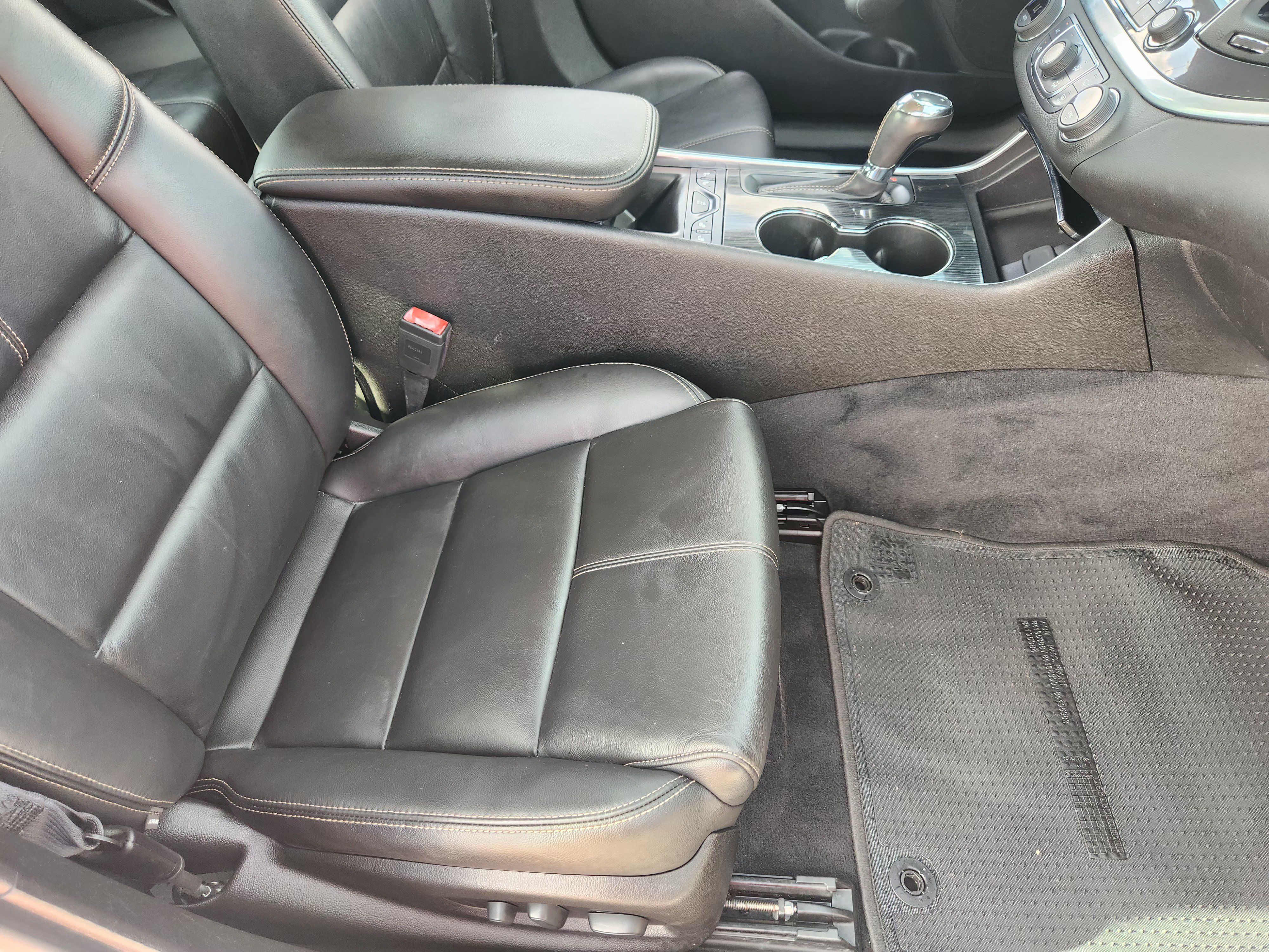 Used 2019 Chevrolet Impala LT w/ LT Leather Package FWD image 14
