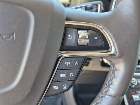 Used 2023 Lincoln Navigator Reserve AWD/4WD image 25