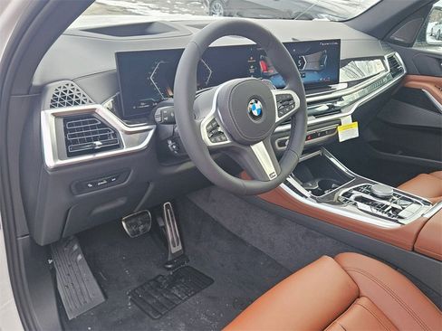 New 2026 BMW X5 xDrive40i w/ M Sport Package image 12