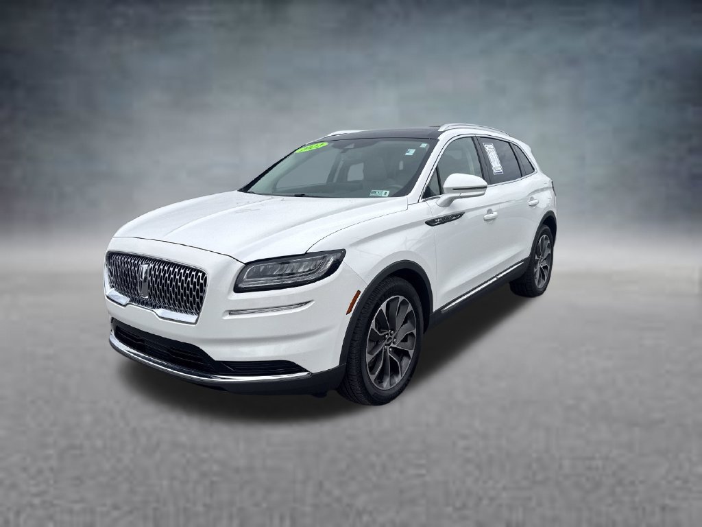 Used 2022 Lincoln Nautilus Reserve w/ Class II Trailer Tow Package AWD/4WD image 2