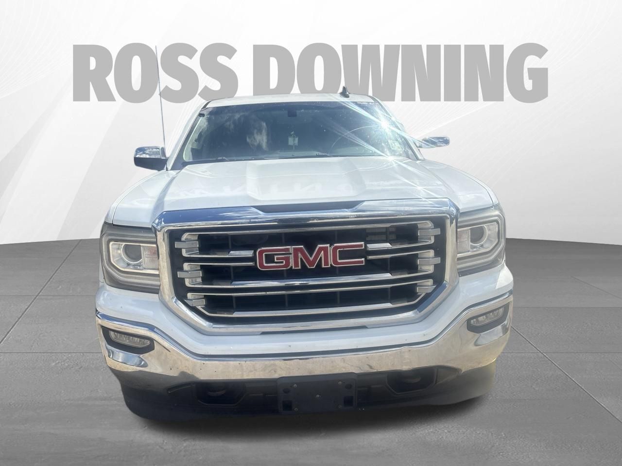 Used 2018 GMC Sierra 1500 SLT w/ SLT Premium Package AWD/4WD image 2