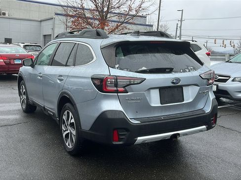 Used 2022 Subaru Outback Limited XT image 5
