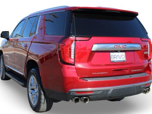 Used 2021 GMC Yukon Denali w/ LPO, Illumination Package image 7