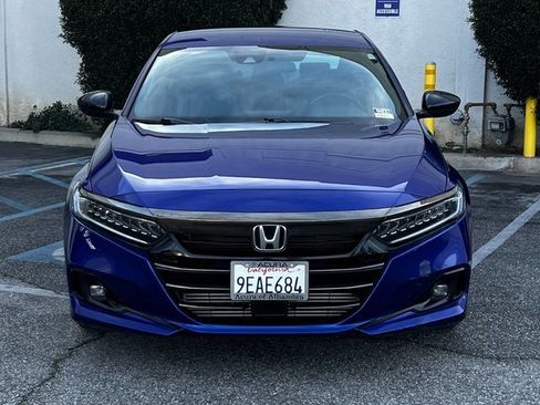 Used 2022 Honda Accord Sport image 2