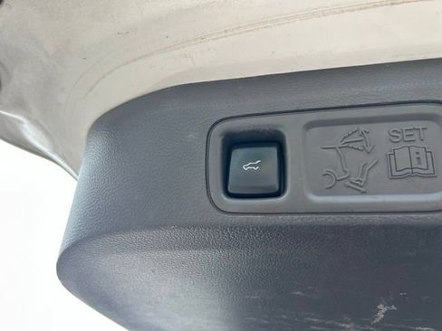 Used 2021 Ford Expedition Max XLT RWD image 23