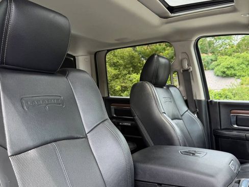 Used 2018 RAM 3500 Laramie AWD/4WD image 38