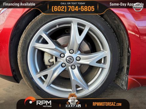 Used 2015 Nissan 370Z Touring image 28