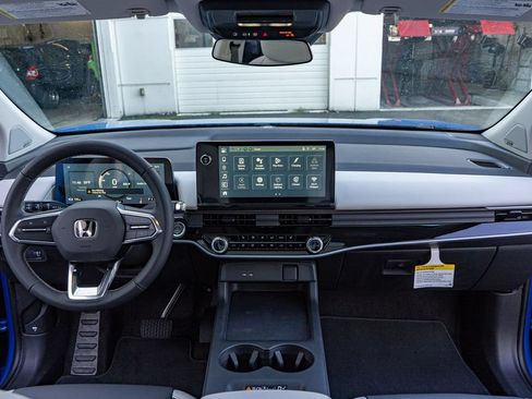 New 2026 Honda Prologue Touring image 18