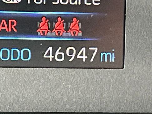 Used 2024 Toyota Corolla LE image 22