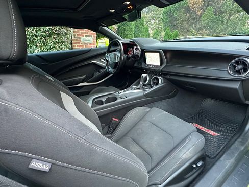 Used 2021 Chevrolet Camaro SS image 27