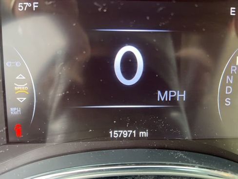 Used 2015 Jeep Grand Cherokee Limited image 12