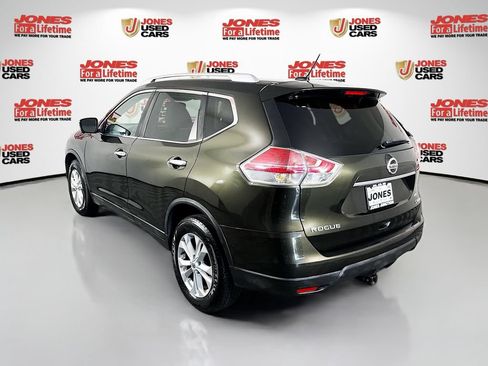 Used 2016 Nissan Rogue SV w/ SV Premium Package AWD/4WD image 2