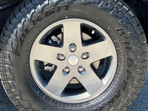 Used 2013 Jeep Wrangler Unlimited Sport AWD/4WD image 23