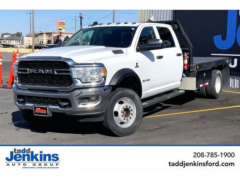 Used 2020 RAM 5500 Tradesman w/ Chrome Appearance Group AWD/4WD image 1