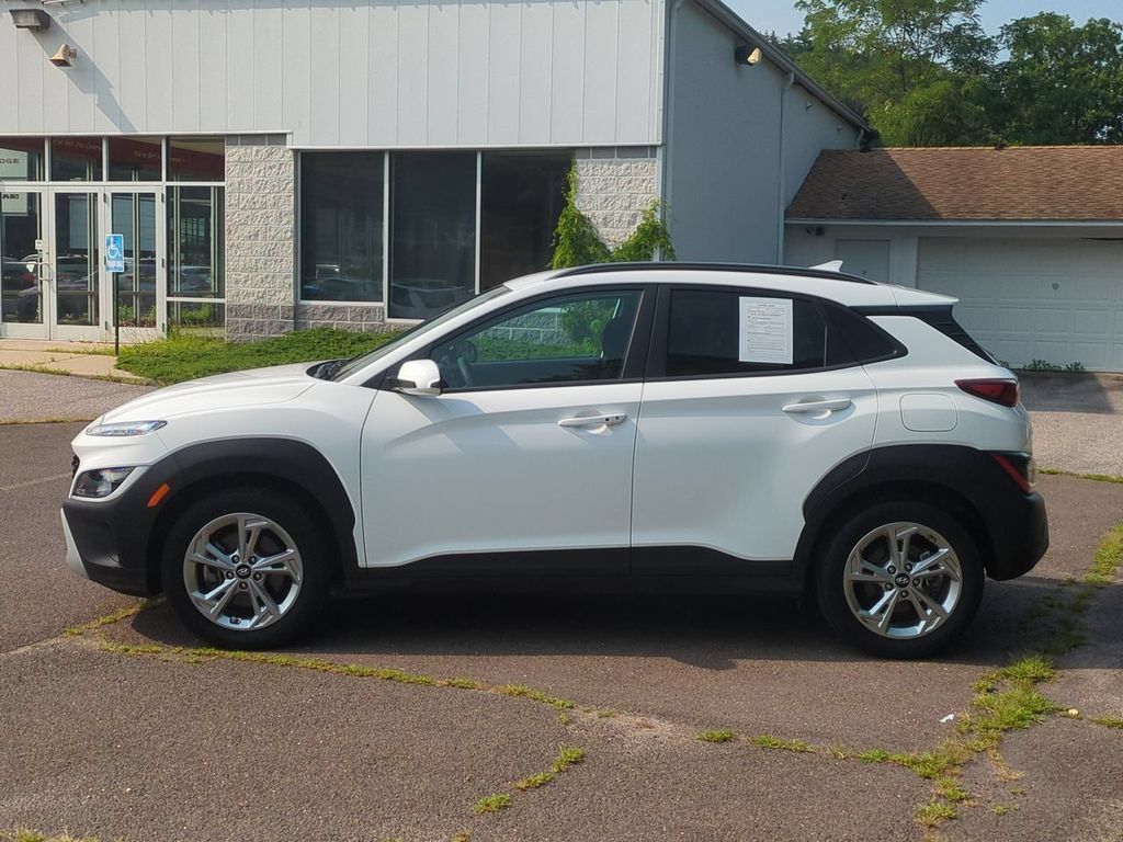 Used 2023 Hyundai Kona SEL AWD/4WD image 7
