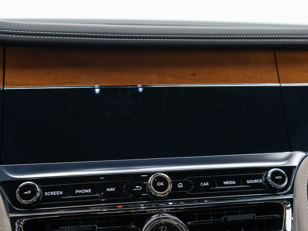 Used 2024 Bentley Flying Spur W12 AWD/4WD image 42