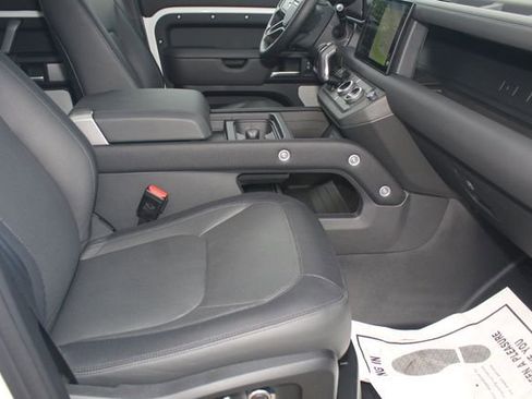 Used 2024 Land Rover Defender 130 Outbound image 3