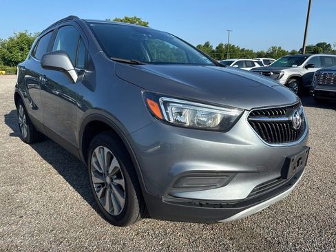 Used 2020 Buick Encore Preferred w/ Safety Package AWD/4WD image 1