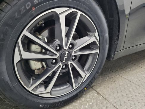 Used 2024 Kia Forte LXS w/ LXS Technology Package image 31