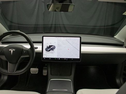 Used 2023 Tesla Model 3 Performance image 22