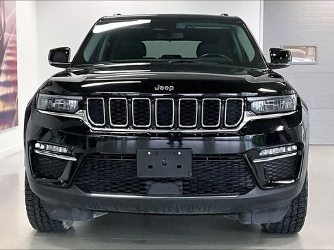 Used 2022 Jeep Grand Cherokee Limited image 6