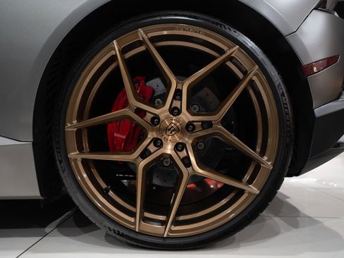 Used 2015 Lamborghini Huracan LP 610-4 AWD/4WD image 49