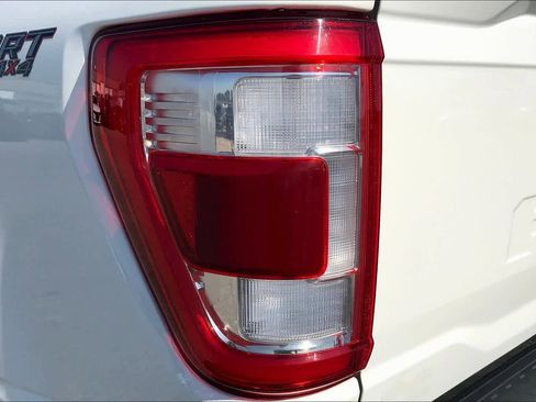 Used 2022 Ford F150 Lariat w/ Equipment Group 502A High image 27