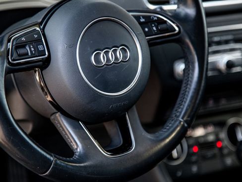 Used 2016 Audi Q3 2.0T Prestige w/ Prestige Package AWD/4WD image 12