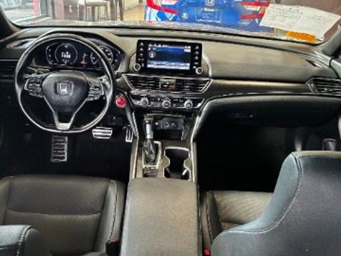 Used 2021 Honda Accord Sport image 24