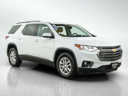 Used 2021 Chevrolet Traverse LT w/ LPO, Floor Liner Package AWD/4WD image 7