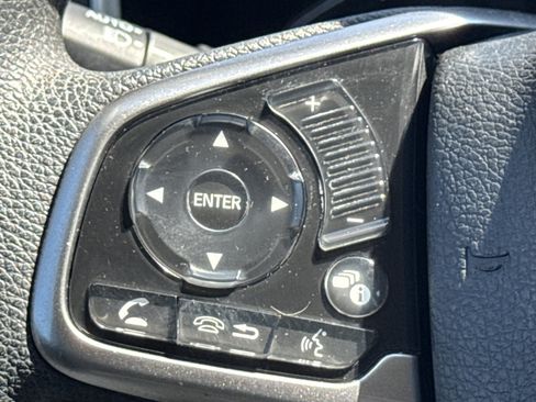 Used 2018 Honda CR-V EX image 4