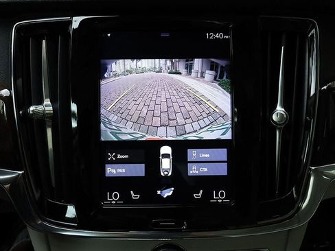 Used 2019 Volvo S90 T5 Momentum image 11