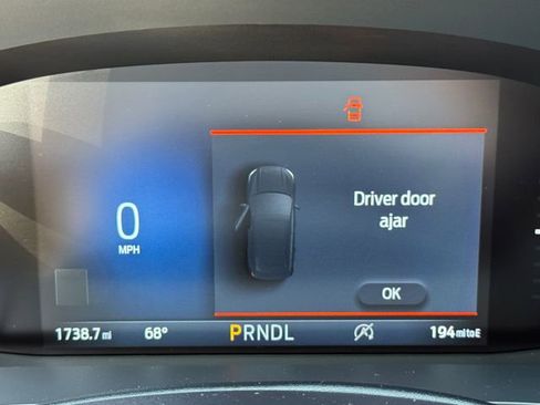 Certified 2025 Ford Escape ST-Line w/ Tech Pack #1 image 24