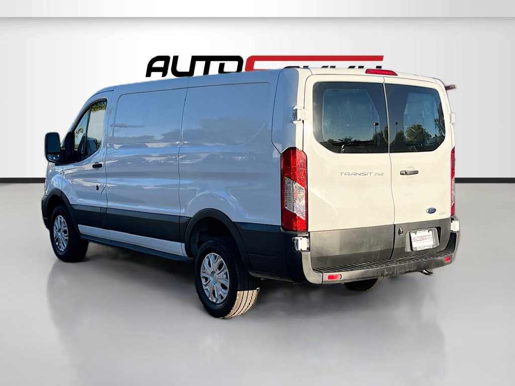 Used 2024 Ford Transit 250 Low Roof w/ Exterior Upgrade Package RWD image 5