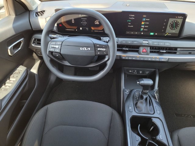 New 2026 Kia K4 FWD image 12