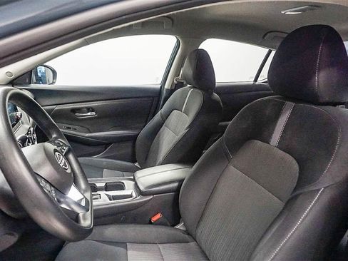 Used 2024 Nissan Sentra SV image 18