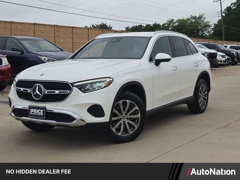 Used 2024 Mercedes-Benz GLC 300 w/ Winter Package image 1