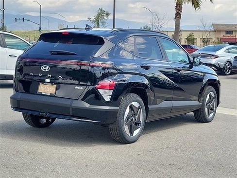 New 2025 Hyundai Kona SEL image 23