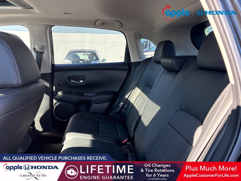 Used 2025 Honda HR-V EX-L image 5
