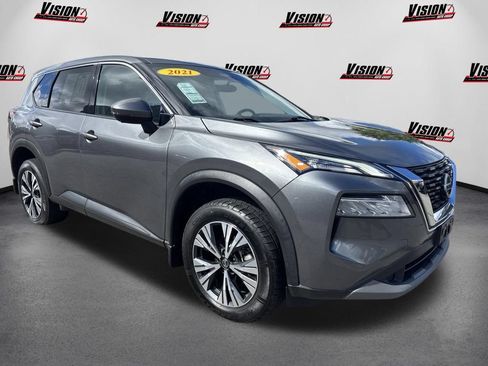 Used 2021 Nissan Rogue SV AWD/4WD image 3
