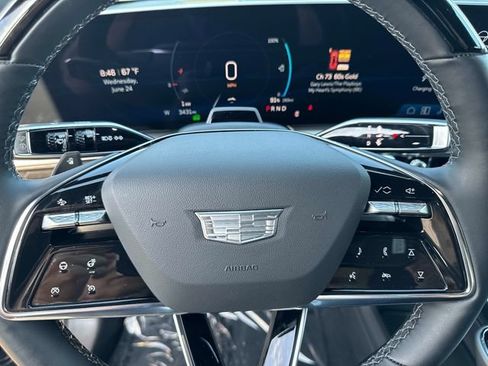 Certified 2025 Cadillac Lyriq Luxury w/ LPO, Floor Liner Package AWD/4WD image 24