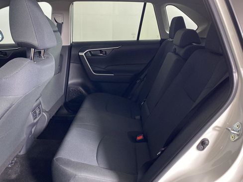 Used 2024 Toyota RAV4 LE AWD/4WD image 24