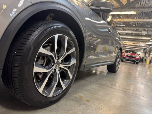 Certified 2023 Acura MDX SH-AWD w/ Technology Package image 12