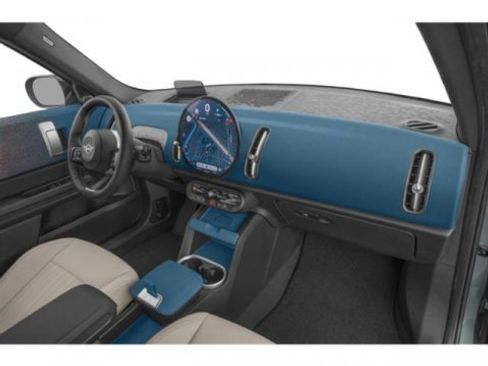Used 2025 MINI Cooper Countryman S w/ Comfort Package Max image 15