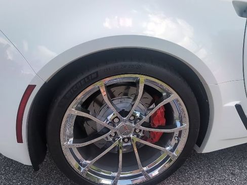 Used 2017 Chevrolet Corvette Grand Sport RWD image 13