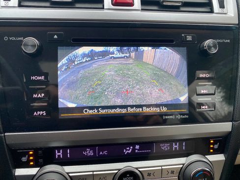 Used 2015 Subaru Outback 2.5i Premium image 23